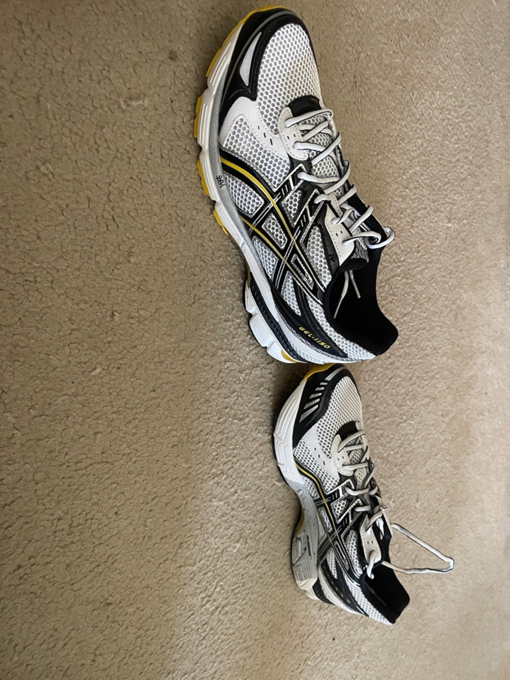Asics White Black Yellow Gel Cushion Running Shoes - Picture 5 of 12